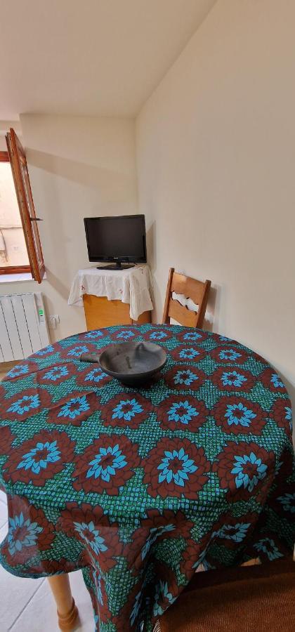 El Cau De Cal Viola Apartment Torroja Luaran gambar